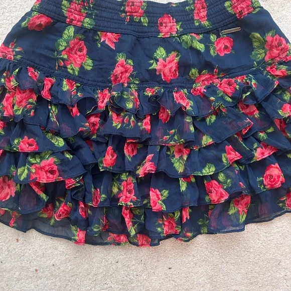 Abercrombie Skirt - Picture 7 of 8